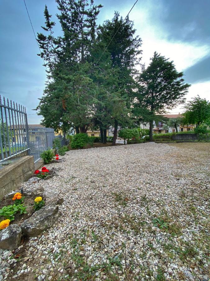 La Casa Della Nonna Panzió Montemiletto Kültér fotó